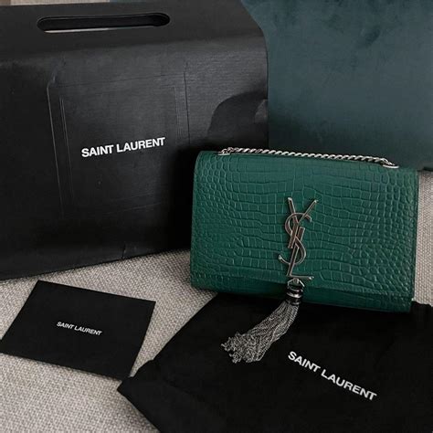 ysl pom pom kate|Pompom Kate Saint Laurent Bags .